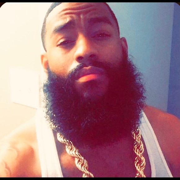 Grooming For your Beard 🧔🏻 - Picture 2 of 6